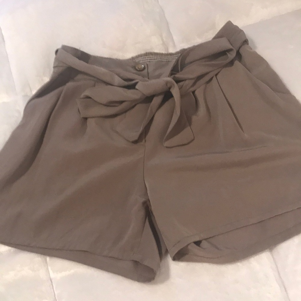 High wasted shorts